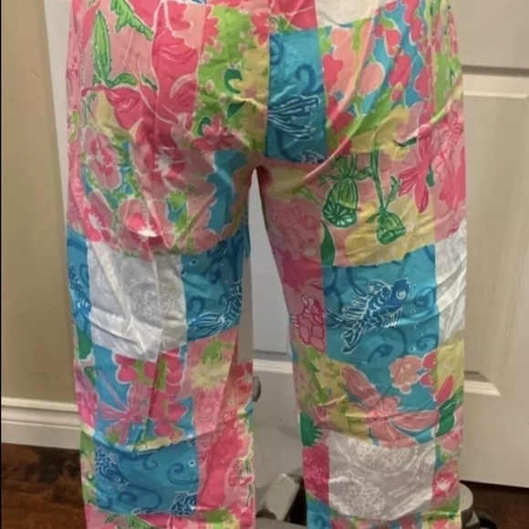 Lilly Pulitzer Patchwork Print Cropped Straight Leg Pants, Size 8 - Picture 3 of 4